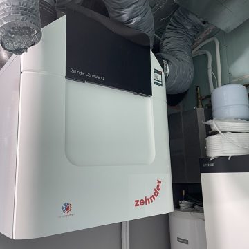 Entalpinis vertikalus rekuperatorius Zehnder ComfoAir Q350 ERV TR - TavoSildymas.eu